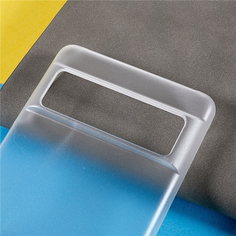 For Google Pixel 7 Phone Back Case Glossy Surface Rubberized Hard PC Anti-Scratch Protective Phone Cover - Transparent