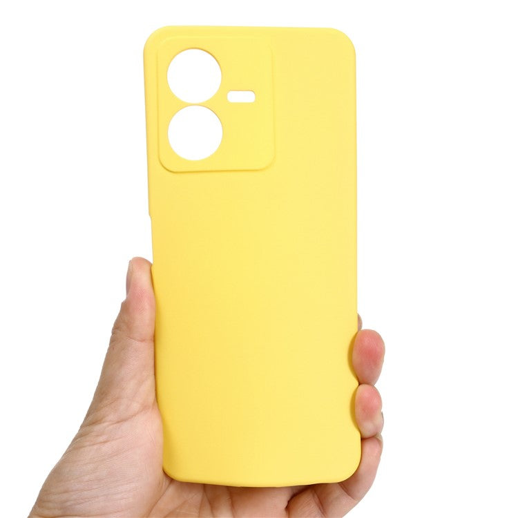 Flexible Liquid Silicone Phone Case for vivo Y22 4G / Y22s 4G, Thickening Design Soft Microfiber Lining Phone Cover - Yellow