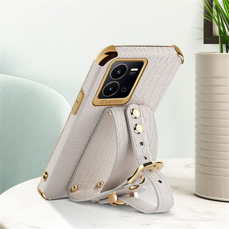 For vivo Y35 Electroplating Crocodile Texture PU Leather Coated TPU Case Hand Strap Kickstand Design Protective Cover - Green