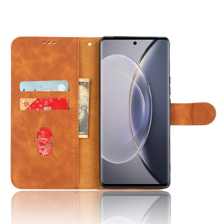 For vivo X90 Pro+ 5G Cell Phone Cover Skin-touch Feeling Wallet Stand Flip Anti-scratch PU Leather+TPU Phone Case - Brown