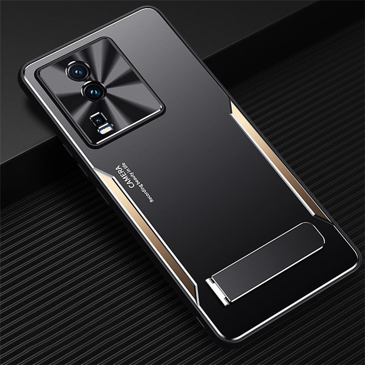 For vivo iQOO Neo7 5G Kickstand Phone Cover TPU + Aluminum Alloy Anti-Fingerprint Phone Case - Gold