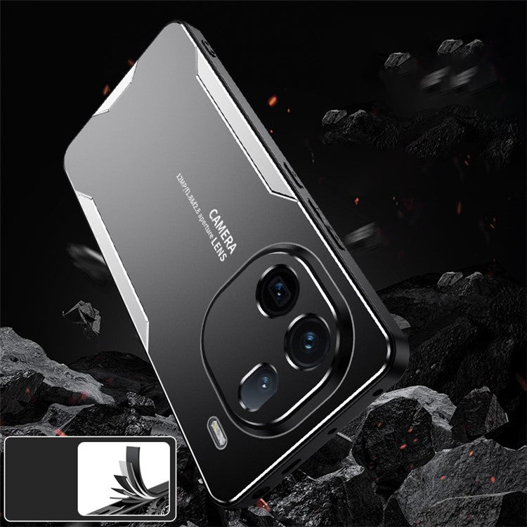 For vivo iQOO 12 Pro 5G Metal Case Aluminum Alloy+PC+TPU Phone Cover Shockproof Defender - Gold