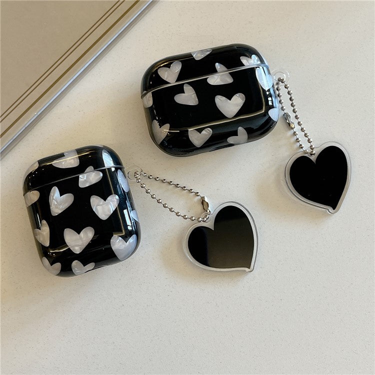 For AirPods 4 Earphone Case Shell Pattern Heart TPU Cover with Heart Pendant - Black