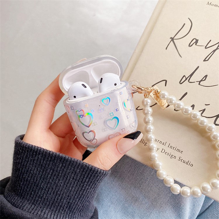 For Apple AirPods with Charging Case (2016)/(2019) / AirPods with Wireless Charging Case (2019) TPU Protective Cover Electroplating Transparent Love Heart Pattern Earphone Case Sleeve with Bracelet