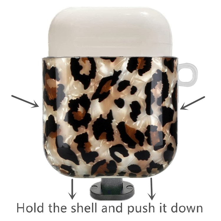 For Apple AirPods Pro Pattern Printing IMD Shell Grain TPU Earphone Case Anti-fall Charging Box Protector with Lanyard - Leopard