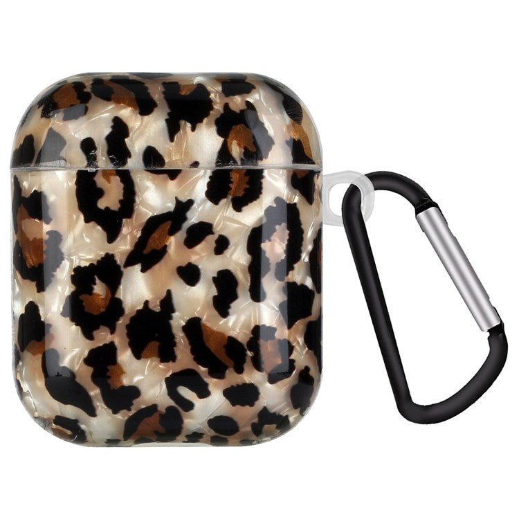 For Apple AirPods with Charging Case (2016)/(2019)/AirPods with Wireless Charging Case (2019) Shell Grain Earphone Case Pattern Printed IMD TPU Earbud Protector with Hook - Leopard