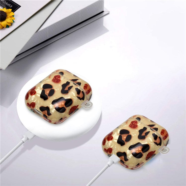 For Apple AirPods with Charging Case (2016)/(2019)/AirPods with Wireless Charging Case (2019) Shell Grain Earphone Case Pattern Printed IMD TPU Earbud Protector with Hook - Yellow Leopard