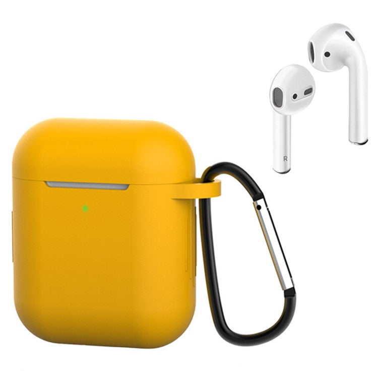 For Apple AirPods with Charging Case (2016)  /  (2019)  /  AirPods with Wireless Charging Case (2019) Silicone Case Earphone Cover with Carabiner - Light Orange